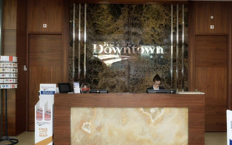 Downtown Hotel — Dış Ortam 7
