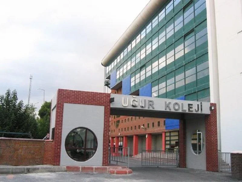 Uğur Koleji
