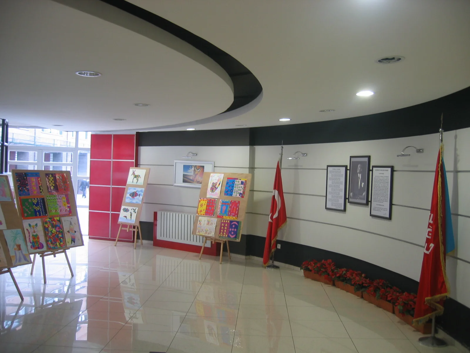 Uğur Koleji — Dış Ortam 14